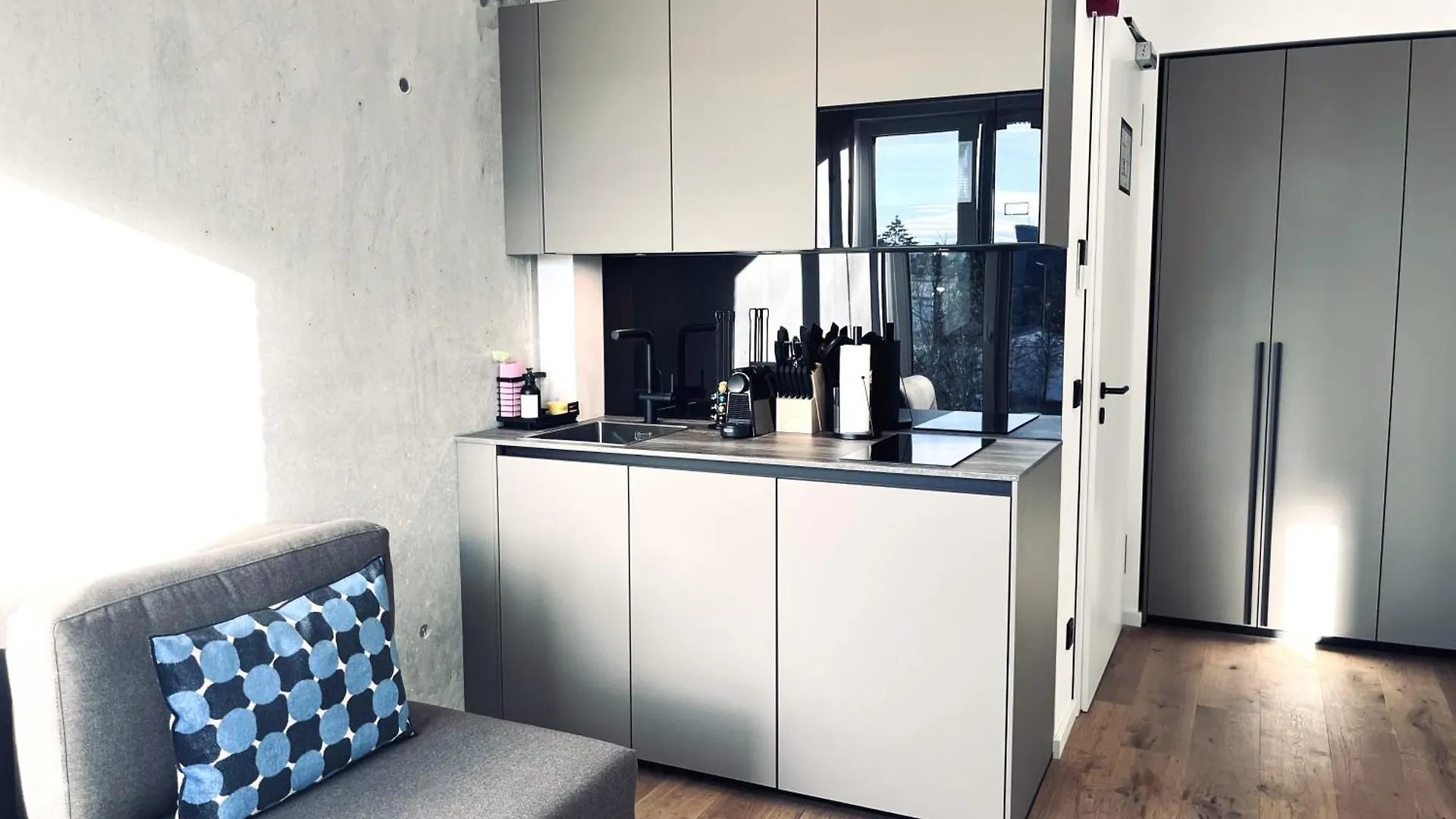 Mikes Apartments München Vendégház